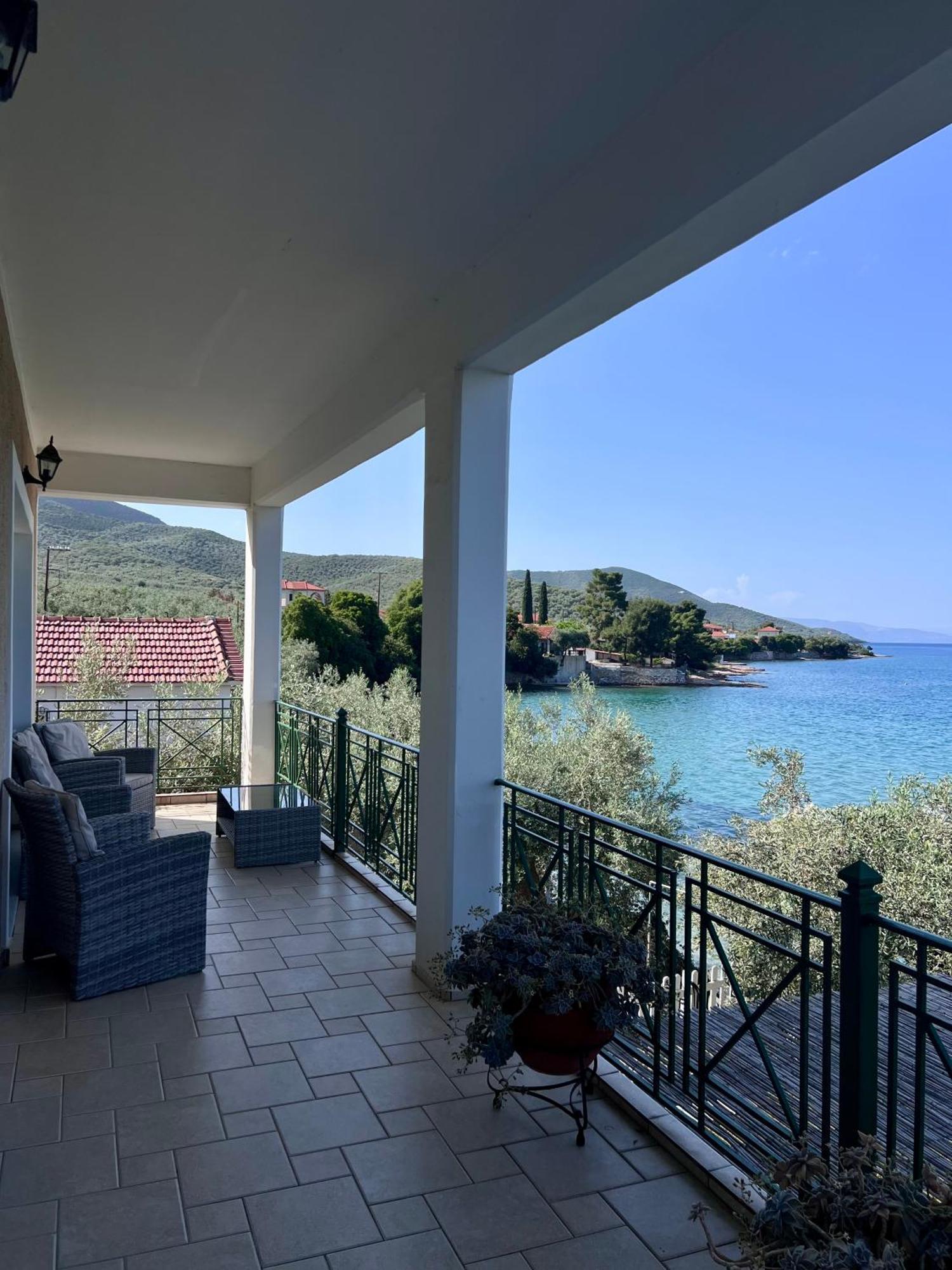Villas Nies Sourpi Exteriör bild