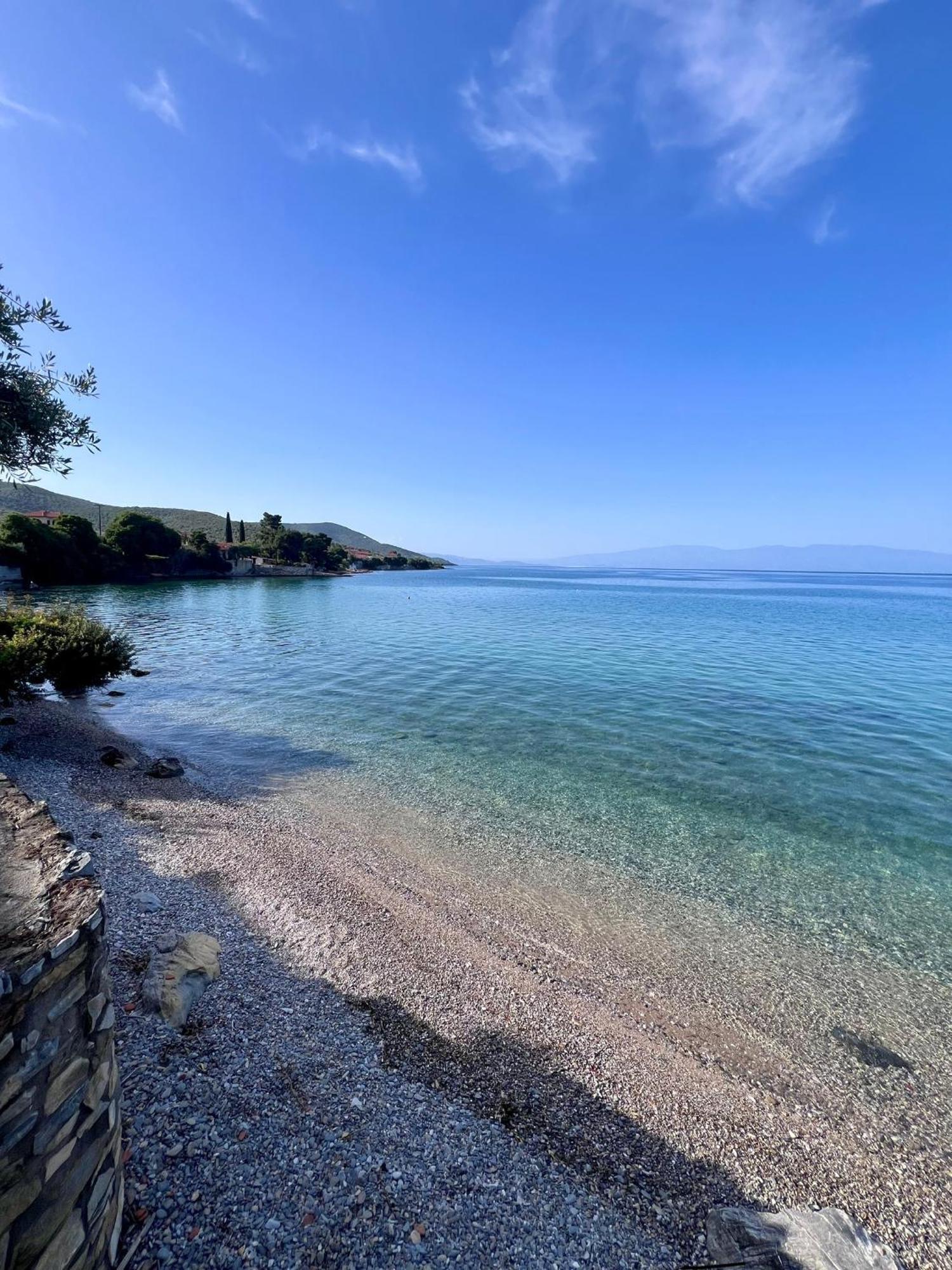 Villas Nies Sourpi Exteriör bild